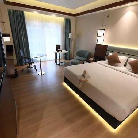 Jagdalpur Hotel Avinash International מראה חיצוני תמונה