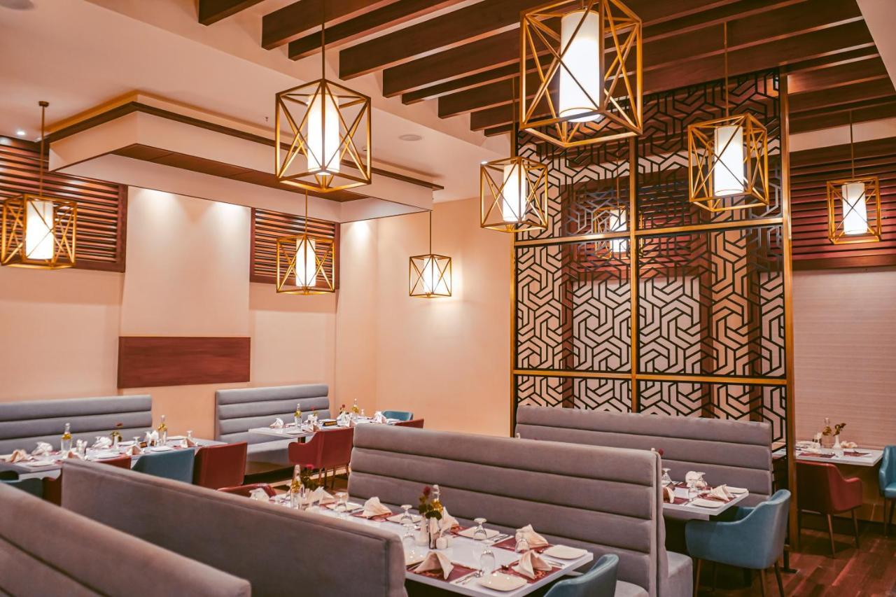 Jagdalpur Hotel Avinash International מראה חיצוני תמונה