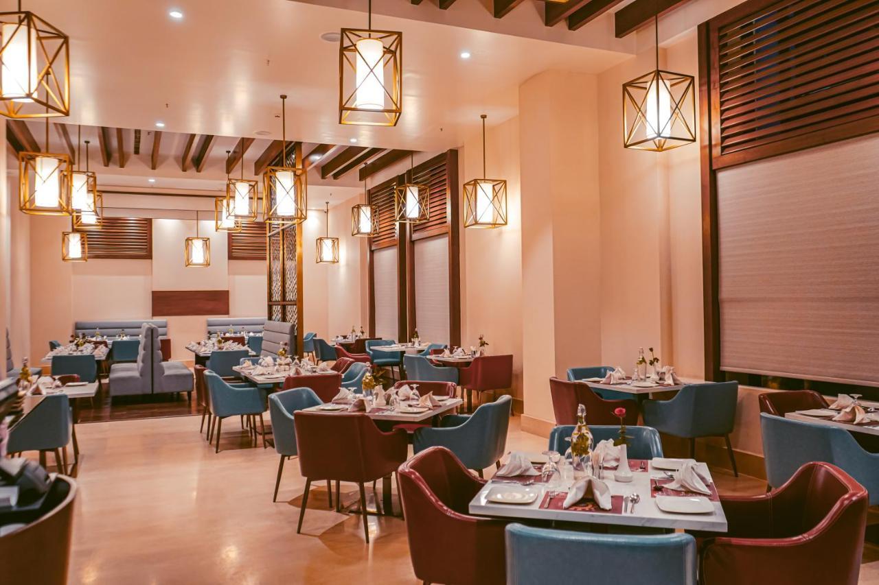 Jagdalpur Hotel Avinash International מראה חיצוני תמונה